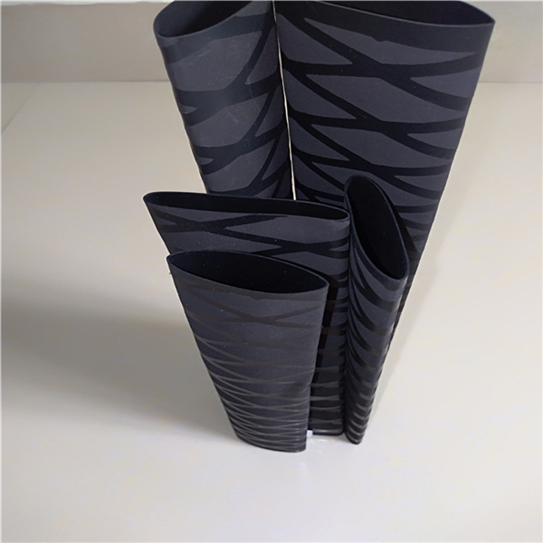 Flexible skidproof heat shrink tube of fishing rod