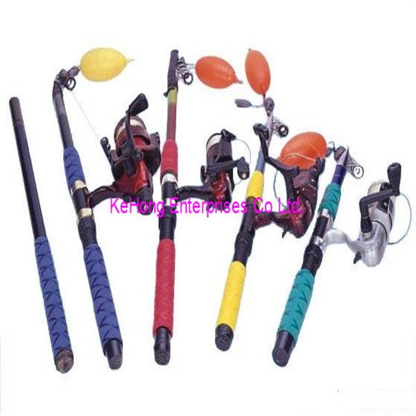 Textured non slip heat shrink tube for tennis racket